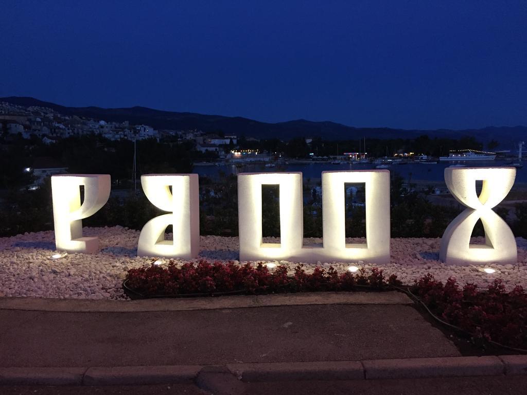 Apartments Strmecki Novi Vinodolski Bagian luar foto