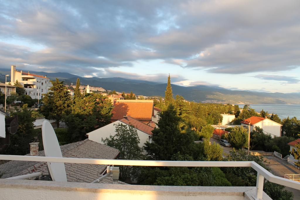 Apartments Strmecki Novi Vinodolski Bagian luar foto